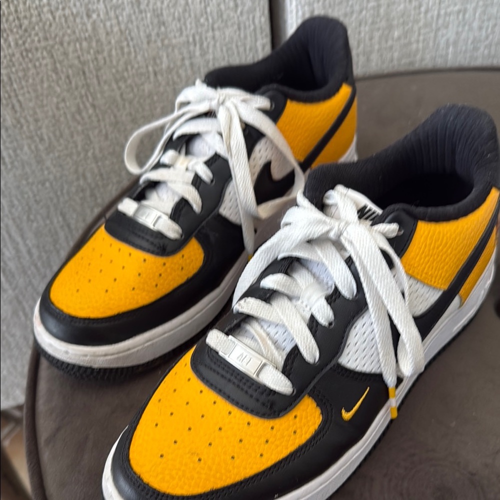 Women’s Yellow, Black & White Low-Top Sneakers